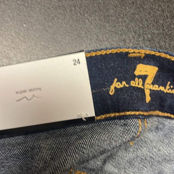 Beautiful jeans - Picture 6 of 8